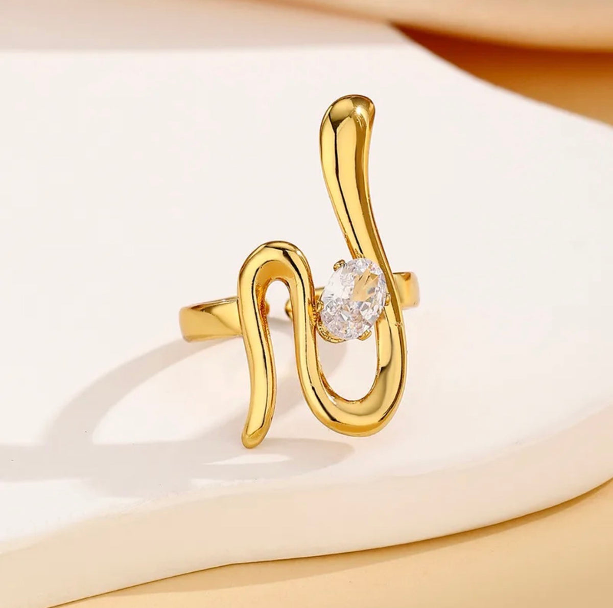 Anillo Ondine